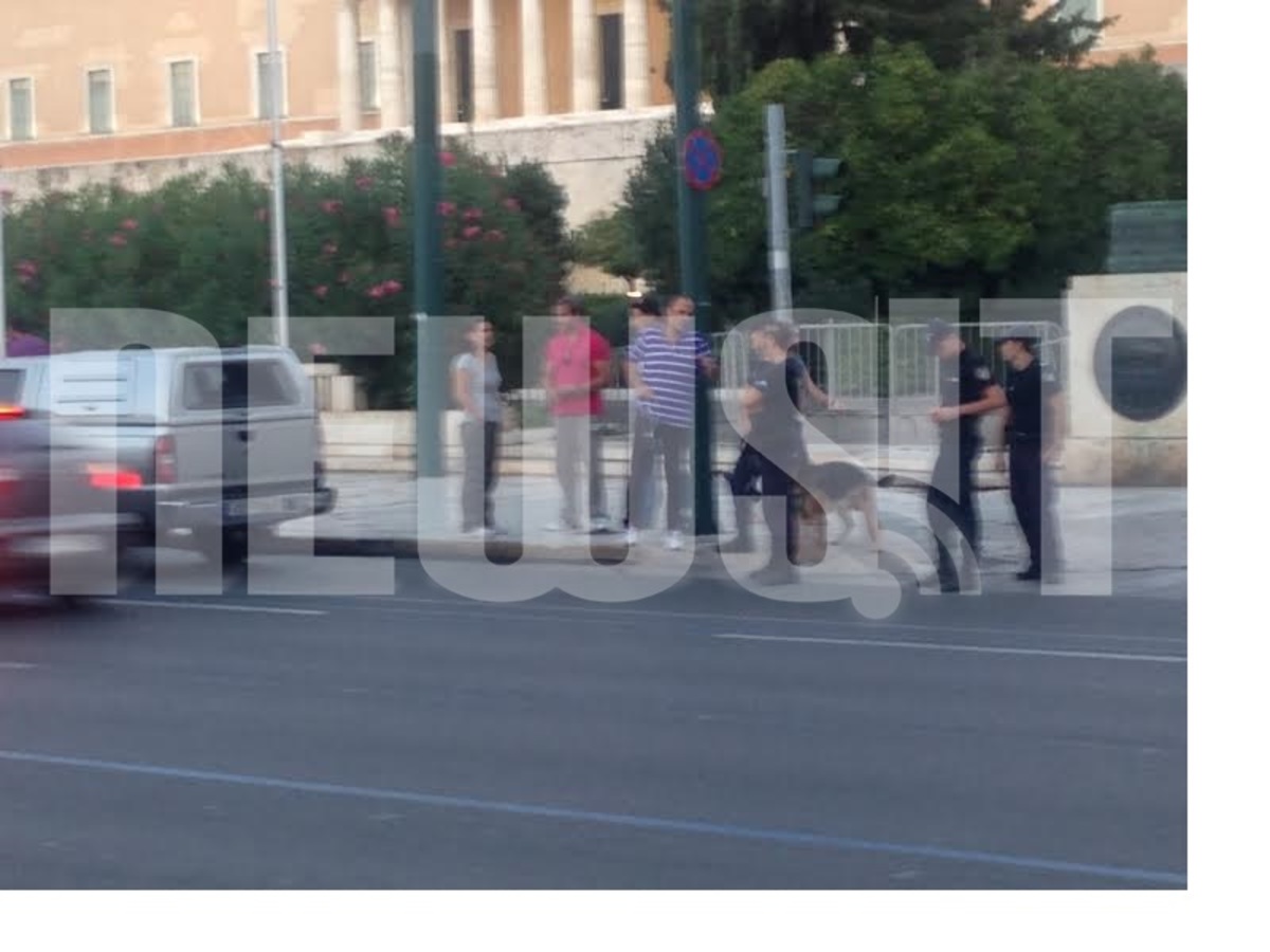 Συναγερμός στο Σύνταγμα και τη Βουλή από απειλητικό τηλεφώνημα για βόμβες