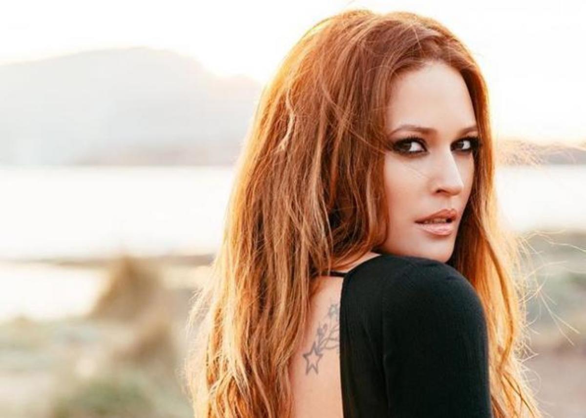 Σίσσυ Χρηστίδου: Η αποκαλυπτική φωτογραφία με το μαύρο κορμάκι!