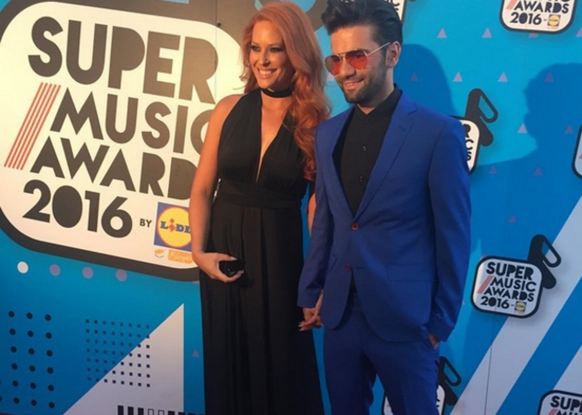 Σίσσυ Χρηστίδου: Αγκαλιά στο κρεβάτι με τον Θοδωρή Μαραντίνη! ΦΩΤΟ