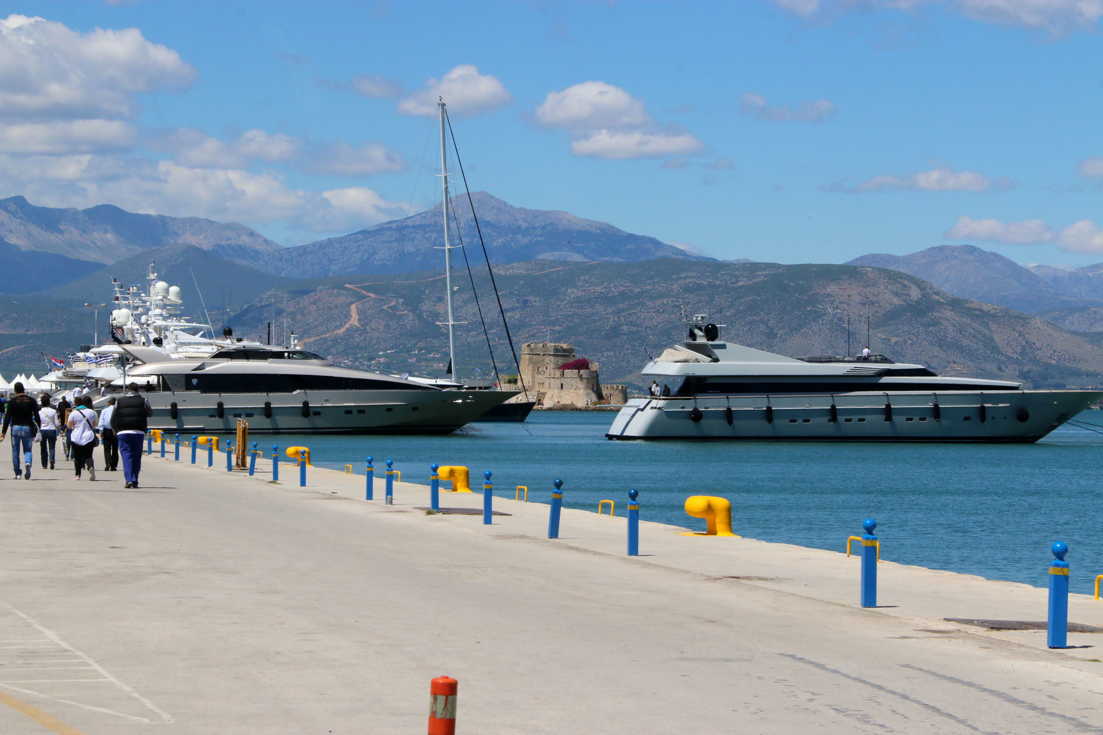 Έκθεση υπερπολυτελών σκαφών στο Ναύπλιο