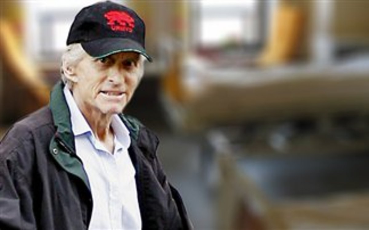 63 κιλά ο Μαϊκλ Ντάγκλας! – ‘Εχει μείνει σκιά του εαυτού του