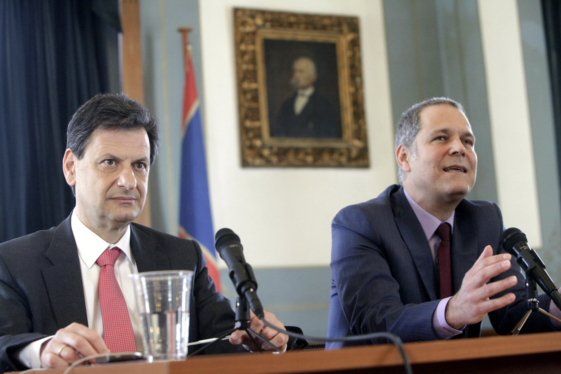 Με το συνασπισμό “Γέφυρες” αρχίζουν την κοινή τους πορεία Τζήμερος και Σκυλακάκης