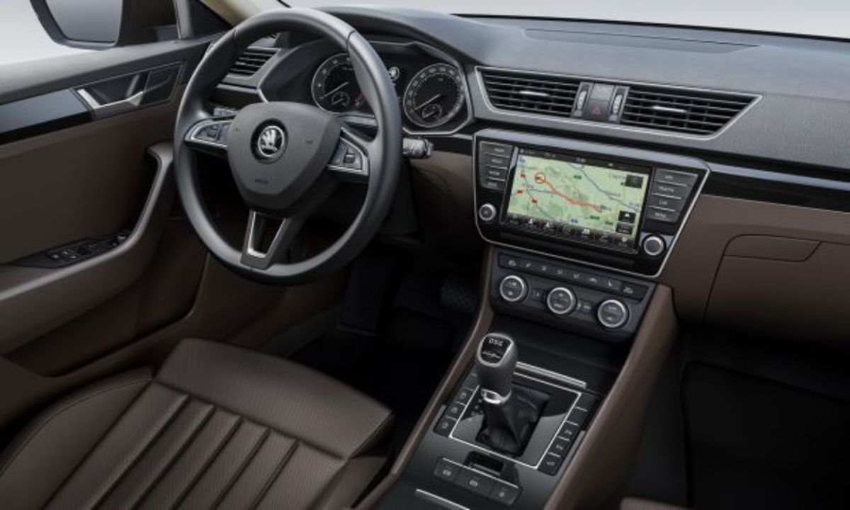 Η Skoda αποκαλύπτει την καμπίνα του νέου Superb