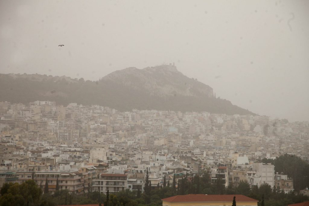 Καιρός: Η Ελλάδα που χάθηκε στην σκόνη! ΦΩΤΟ