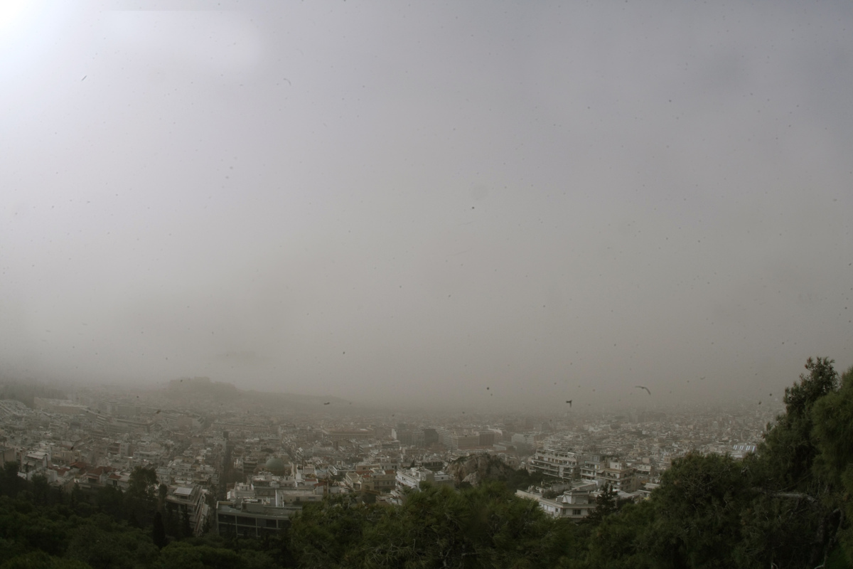 Έκτακτα μέτρα λόγω της σκόνης από την Σαχάρα!