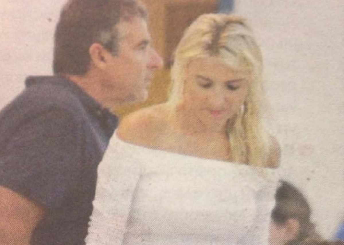 Γιώργος Λιάγκας – Φαίη Σκορδά: Φωτογραφίες από τις διακοπές τους στην Τήνο!