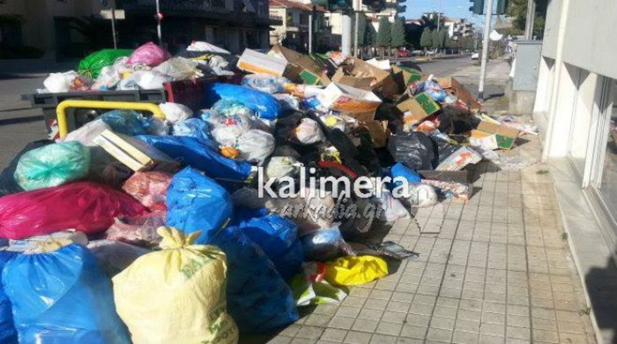 “Πνίγηκε” στα σκουπίδια η Τρίπολη (ΦΩΤΟ)