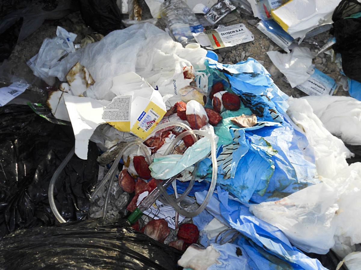 Συλλήψεις “βόμβα” στην Ιταλία για τη μεγάλη απάτη με τα σκουπίδια
