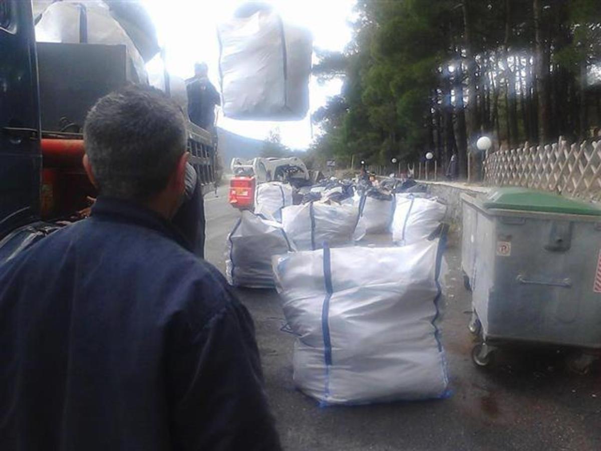 Λεβίδι: Οι κάτοικοι μάζεψαν μόνοι τους τα σκουπίδια (ΦΩΤΟ)