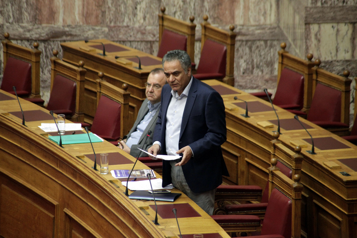 Σκουρλέτης: «Ακήρυκτος πόλεμος η διαπραγμάτευση!»