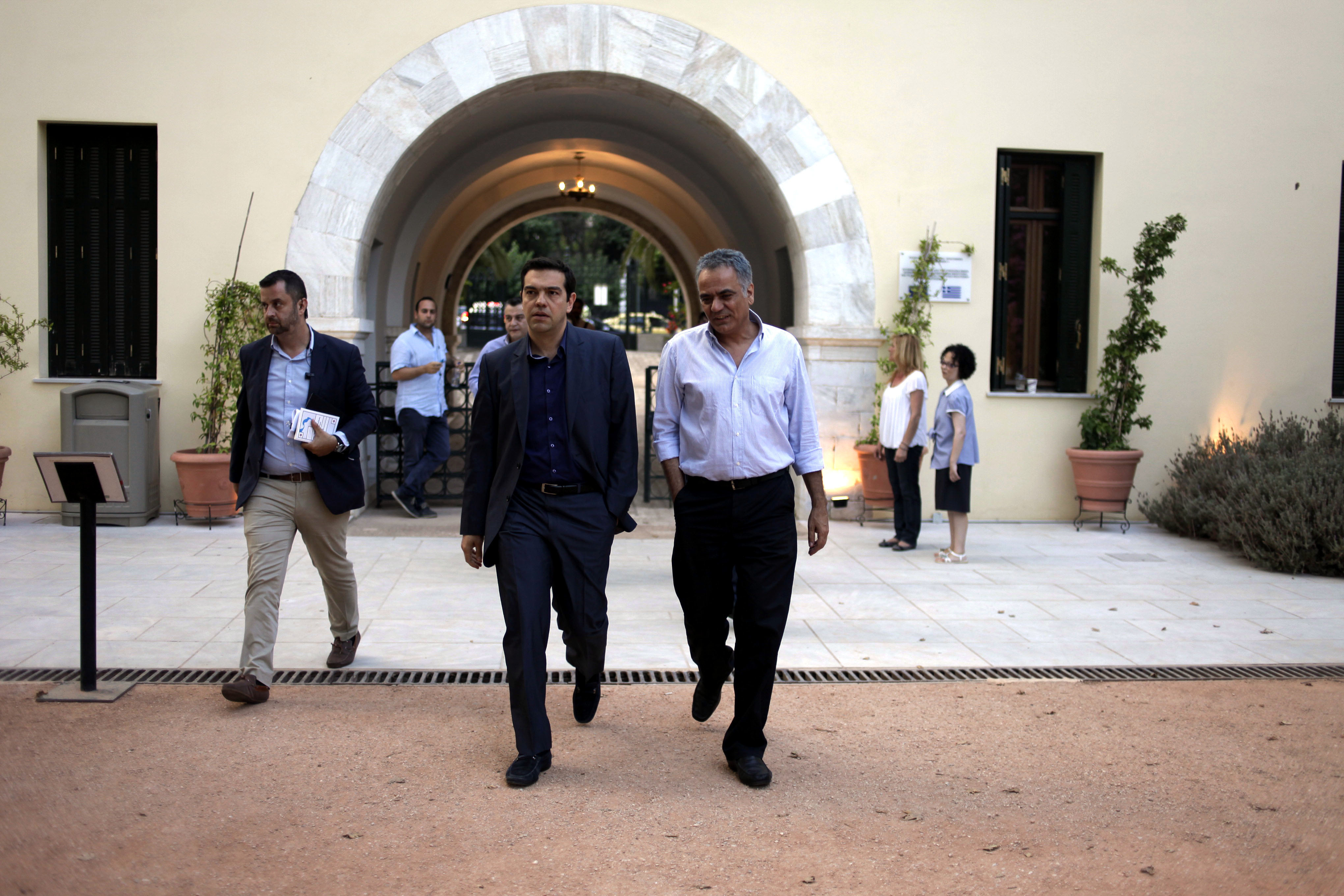Σκουρλέτης: Θα προσπαθήσουμε να αποτρέψουμε τη δημιουργία των 180 βουλευτών εντός του σημερινού Κοινοβουλίου