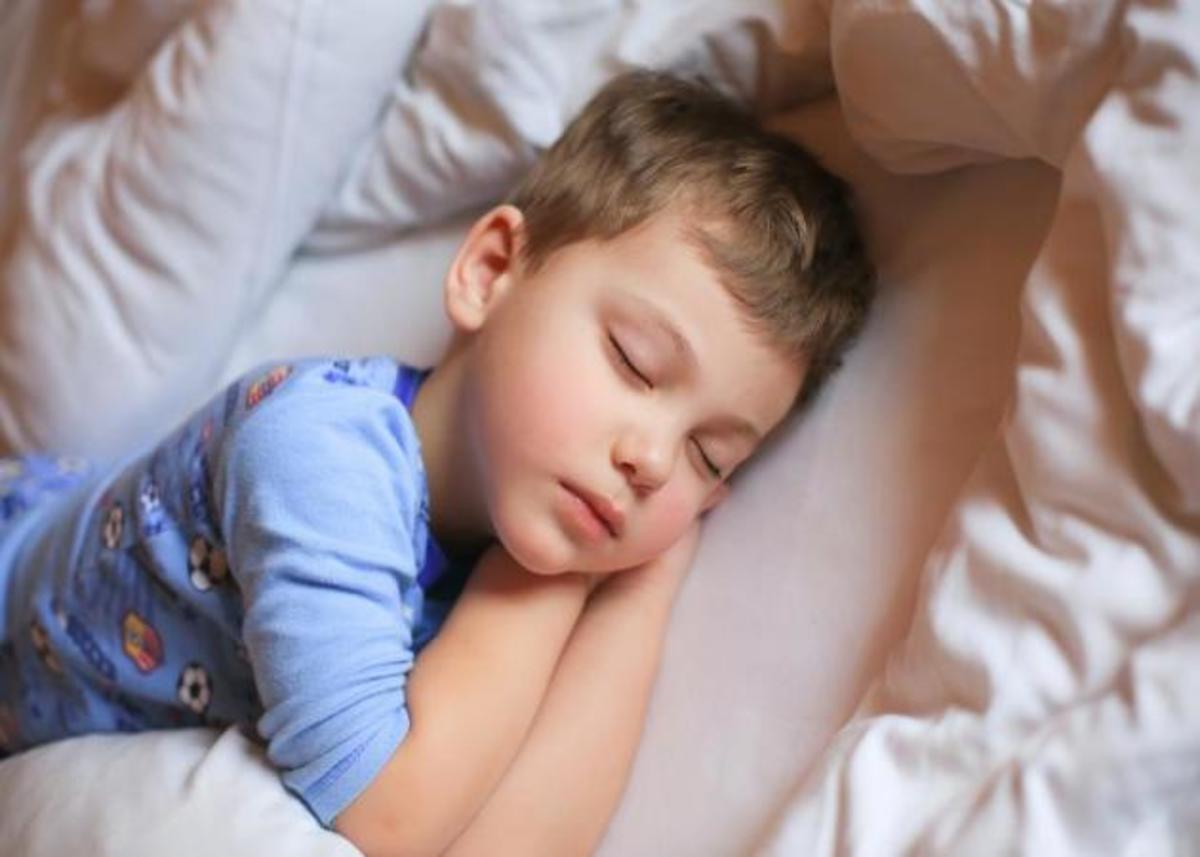 Παιδί: 5 λόγοι που πρέπει να κοιμάται πολλές ώρες και καλά!