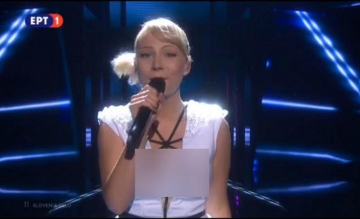 Eurovision 2016: Κόλασε με το ντεκολτέ της η τραγουδίστρια από τη Σλοβενία!
