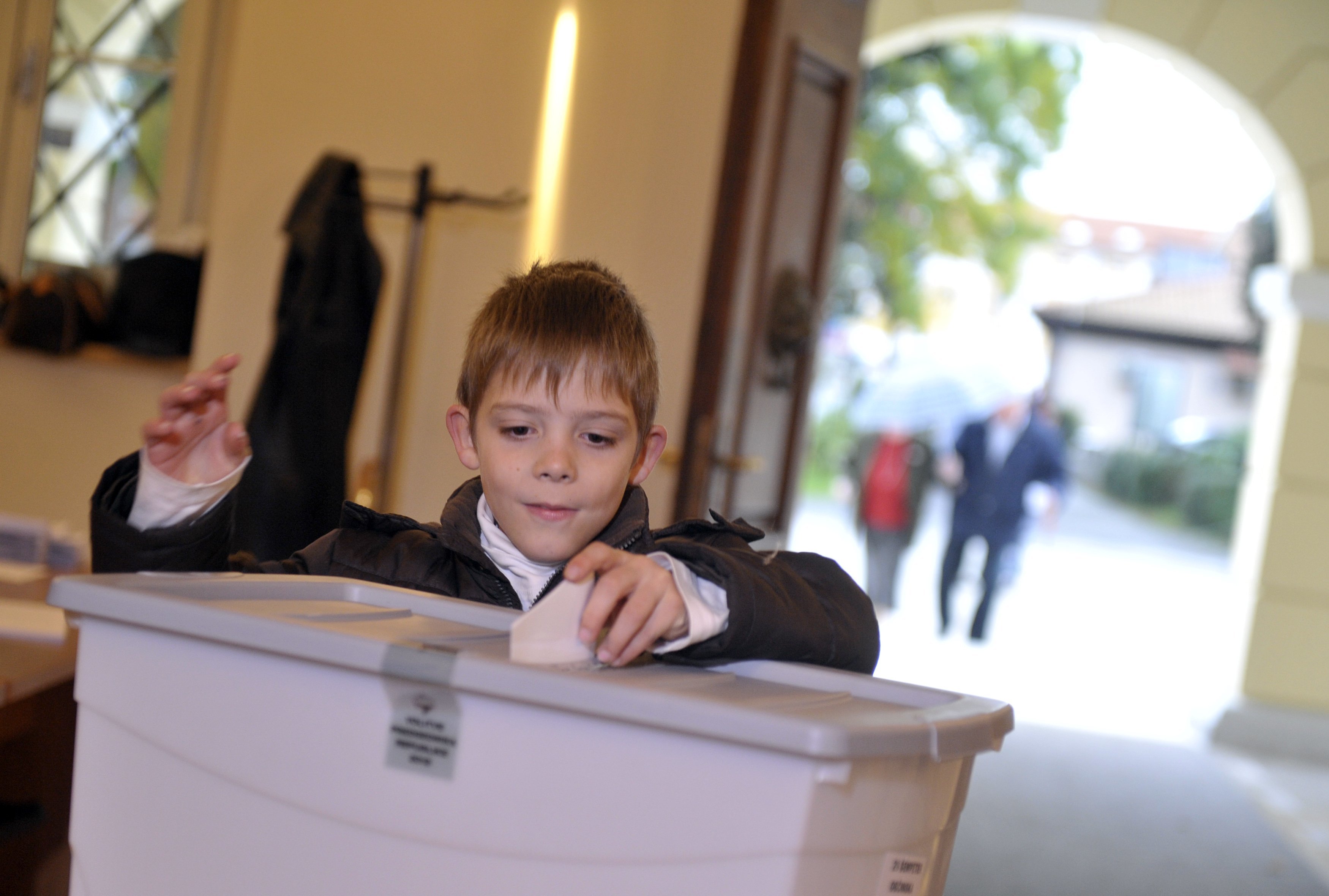 Κρίσιμος β’ γύρος προεδρικών εκλογών στη Σλοβενία