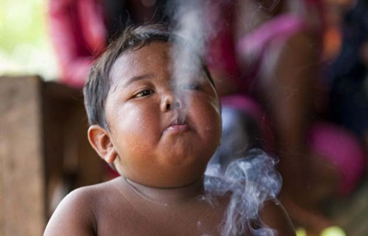 Θεραπεία για τον 2χρονο που έχει εθιστεί στον καπνό