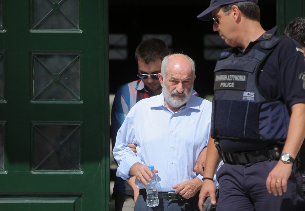 Στον ανακριτή τη Δευτέρα ο Γ. Σμπώκος