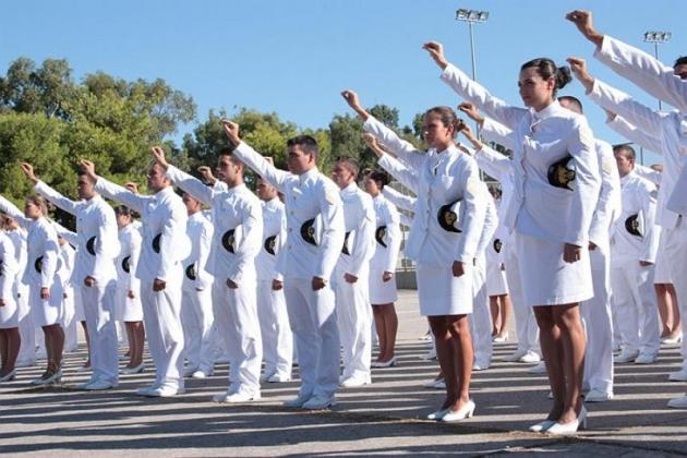 Σε απόγνωση οι γυναίκες του Πολεμικού Ναυτικού – Τι συμβαίνει