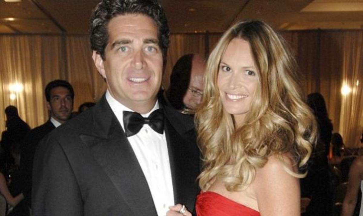 Μυστικός γάμος για την Elle Macpherson και τον δισεκατομμυριούχο φίλο της!