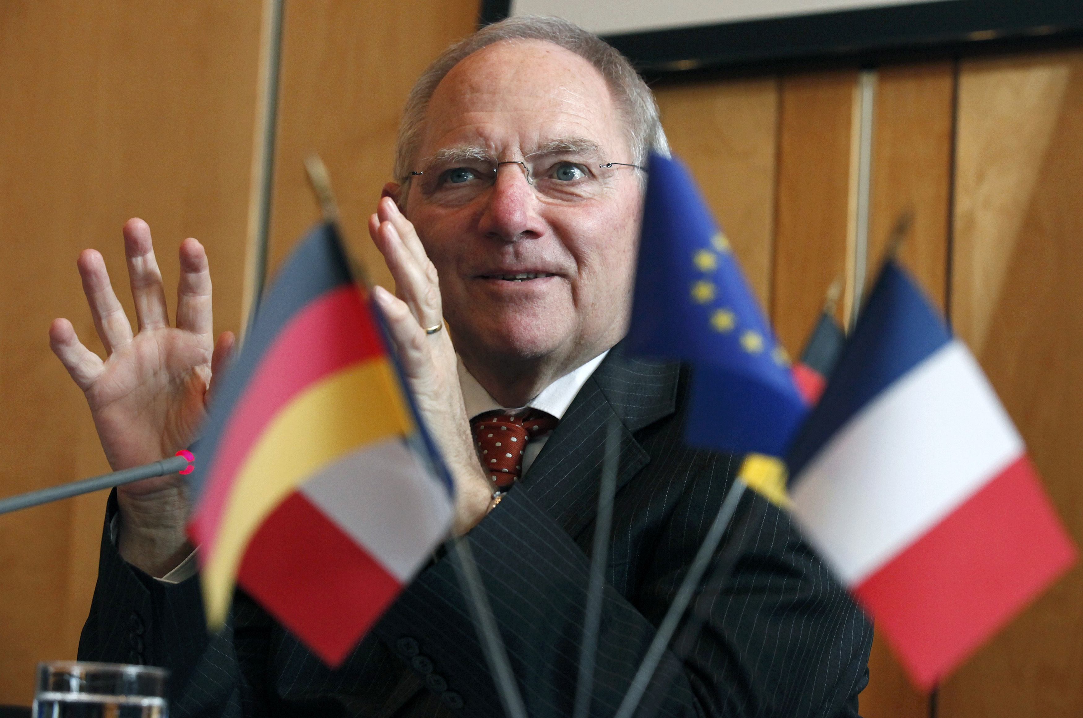 Γερμανικές εκλογές: Ο Σόιμπλε έκλεισε τα 75 του χρόνια και.. θα συνεχίσει να είναι υπουργός Οικονομικών