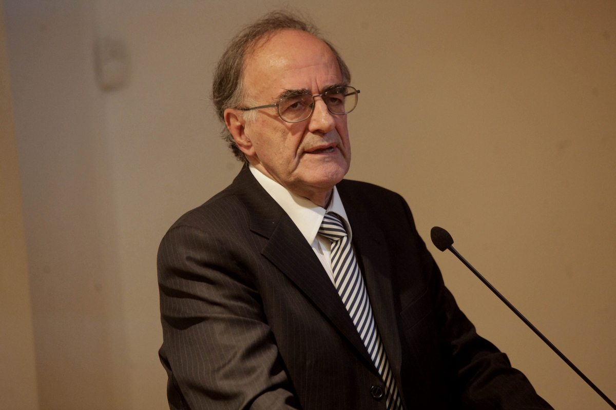 Καταπέλτης ο Σούρλας κατά του Θεοχάρη για την εγκύκλιο που σβήνει πρόστιμα