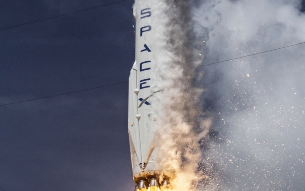 Η εταιρία SpaceX ετοιμάζεται να συνεργαστεί με την κυβέρνηση των ΗΠΑ!