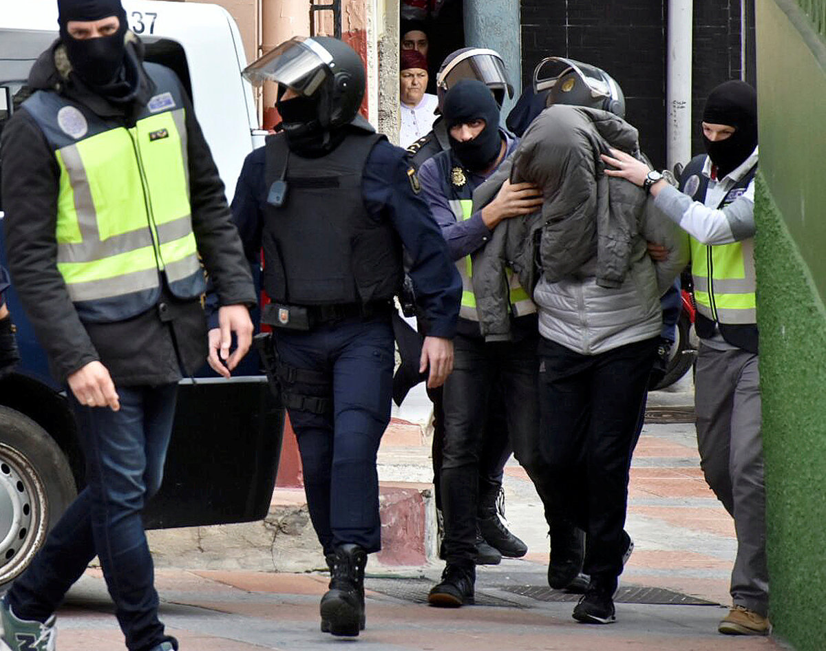 Ισπανία: Χειροπέδες σε 4 άνδρες – Ύποπτοι για διασυνδέσεις με τζιχαντιστές