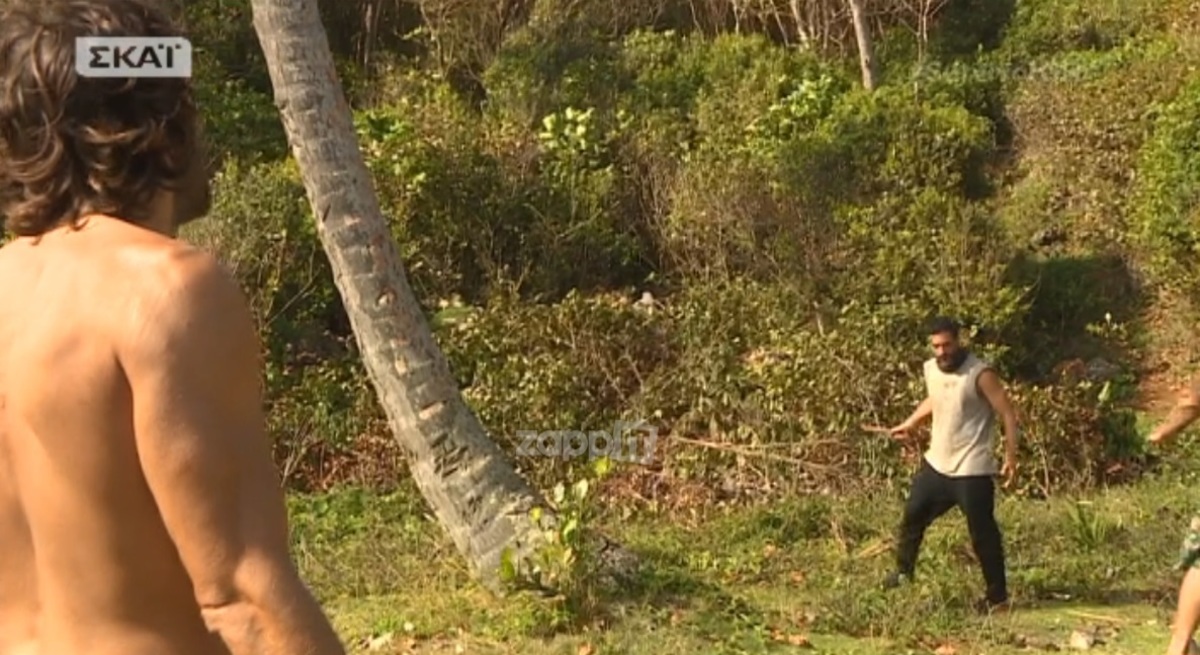 Εκτός εαυτού ο Χρανιώτης άρπαξε το τσεκούρι στο Survivor! Έπαθε σοκ ο Σπαλιάρας!