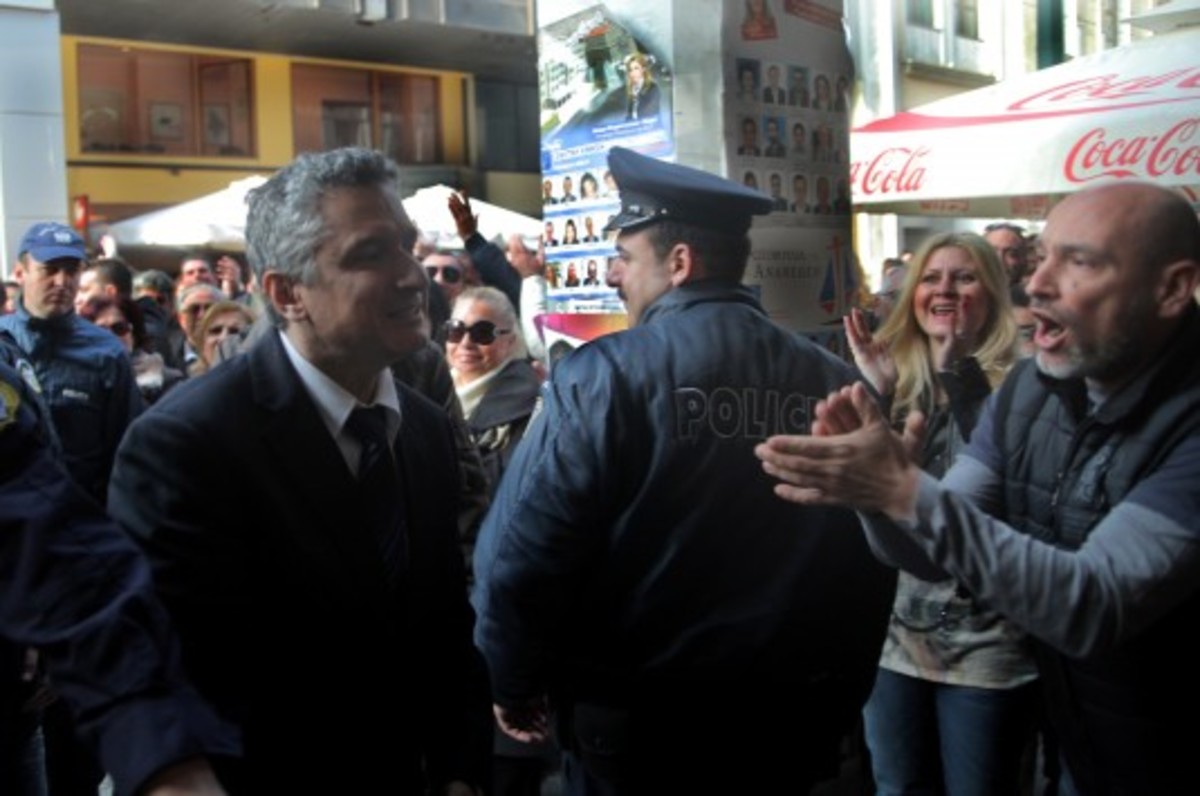 Στον Κορυδαλλό Σπανός, Χατζόπουλος και άλλοι 3 για το λαθρεμπόριο