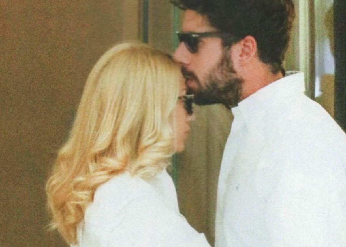 Κωνσταντίνα Σπυροπούλου – Γιώργος Κοτσοβός: Οι πρώτες selfie στα social media!