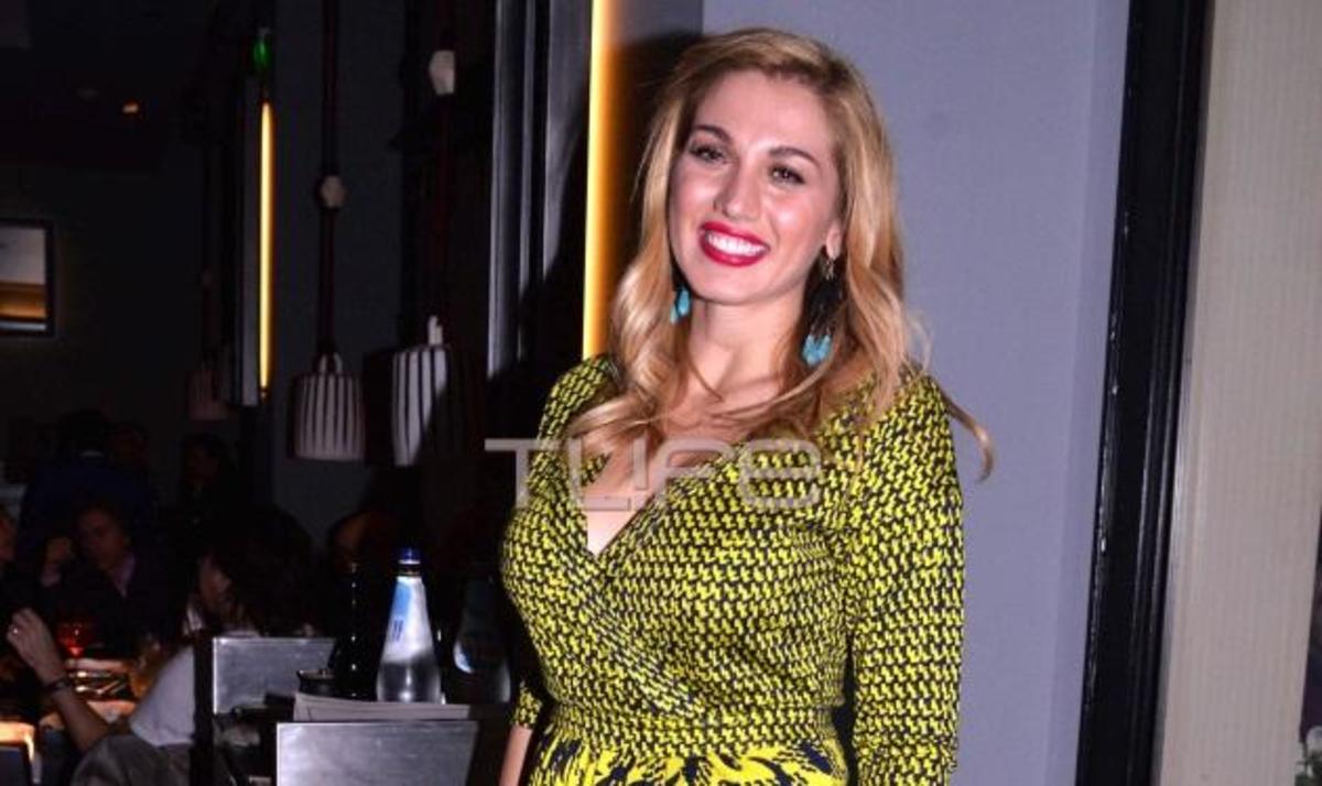 Τα νυχτοπερπατήματα της sexy Κωνσταντίνας Σπυροπούλου! Φωτογραφίες