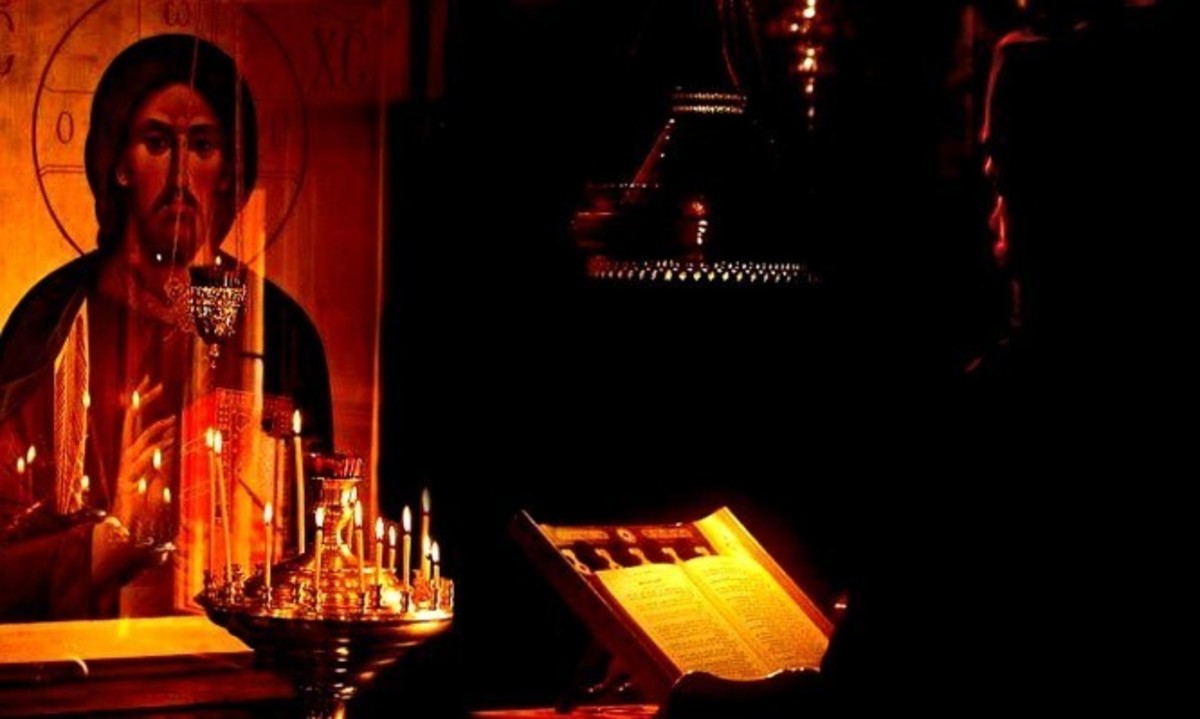 Μπορούμε να προσευχόμαστε μόνο στο σπίτι μας;