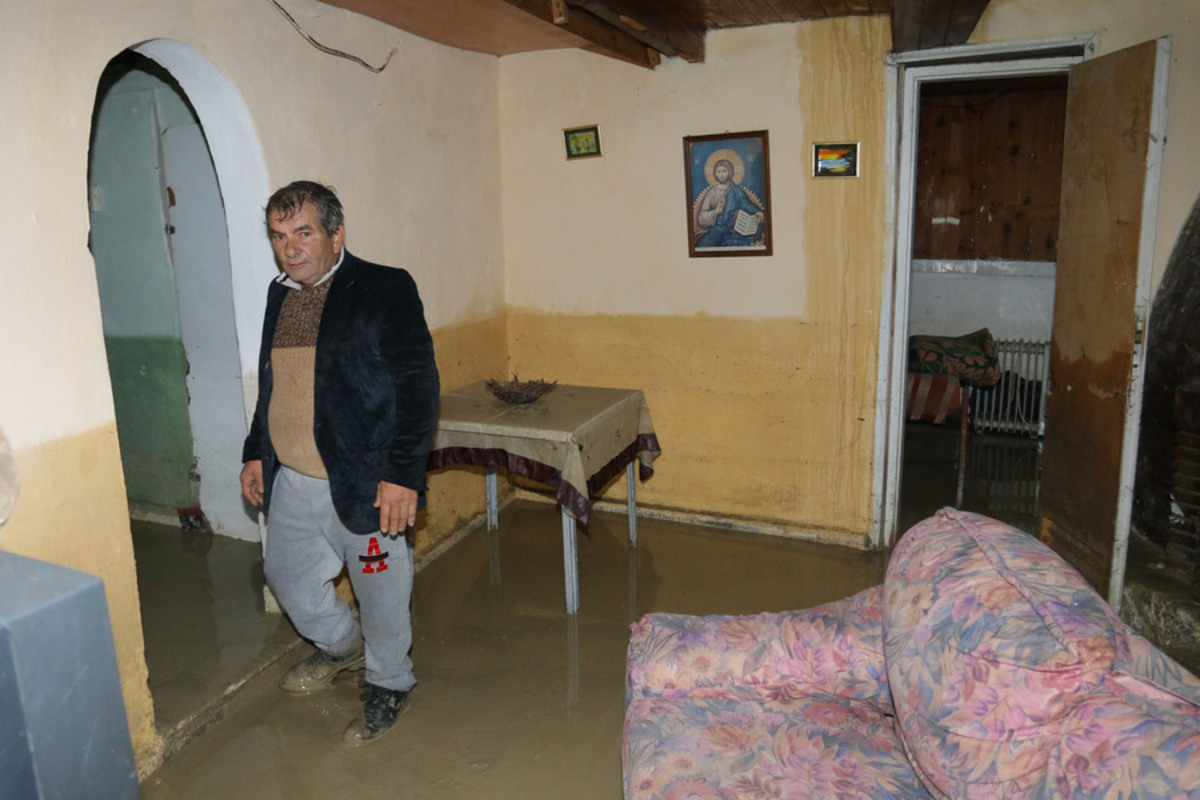 Εικόνα από σπίτι στο Ηράκλειο - ΦΩΤΟ ΑΠΕ-ΜΠΕ