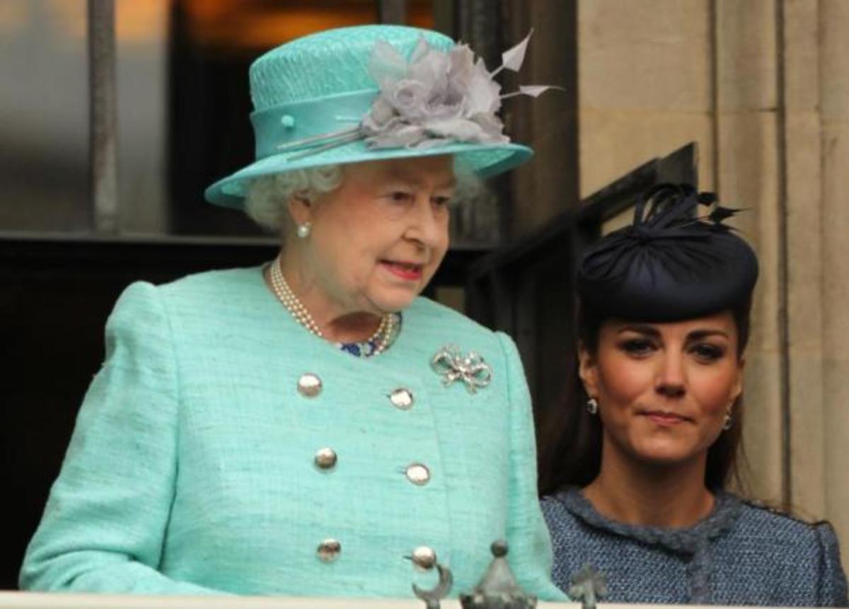 Η βασίλισσα Ελισάβετ και η Kate Middleton στην χειμερινή συλλογή της Essie! Δες εδώ τα νέα βερνίκια!