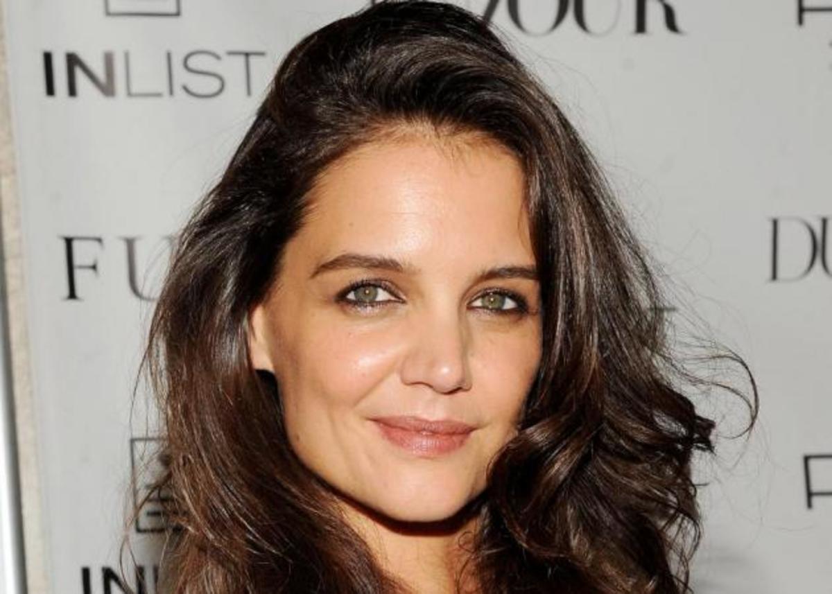 Katie Holmes: δες την απρόσμενη εμφάνισή της!
