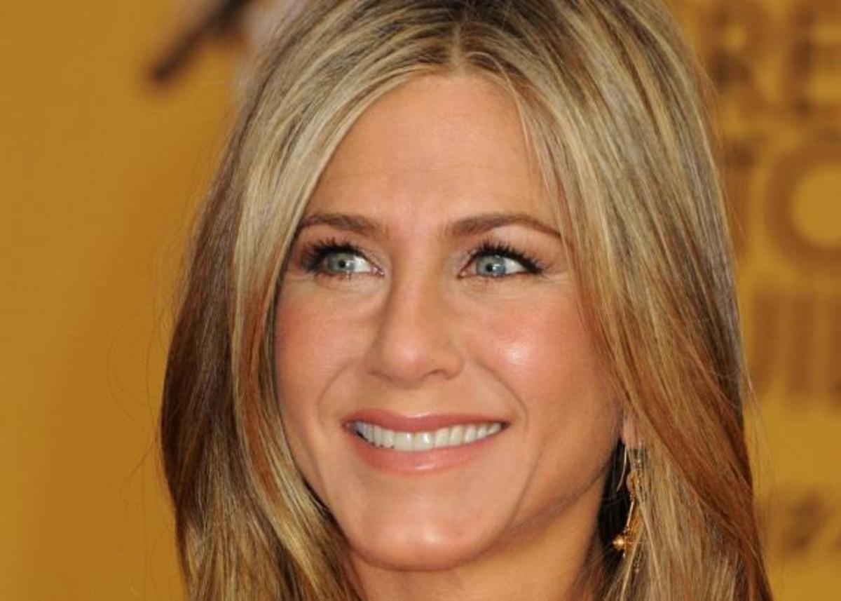 Η Jennifer Aniston αποκάλυψε τι κάνει και είναι κούκλα στα 46 της!