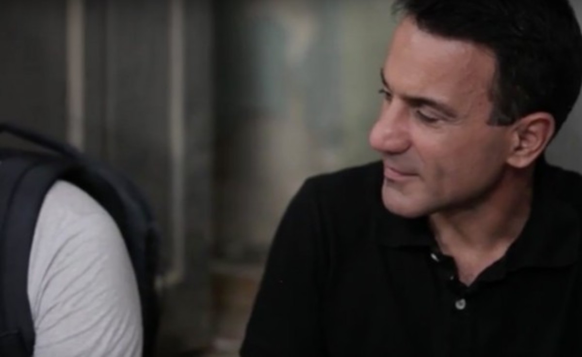 Προεκλογική διαφήμιση με Λαπαβίτσα