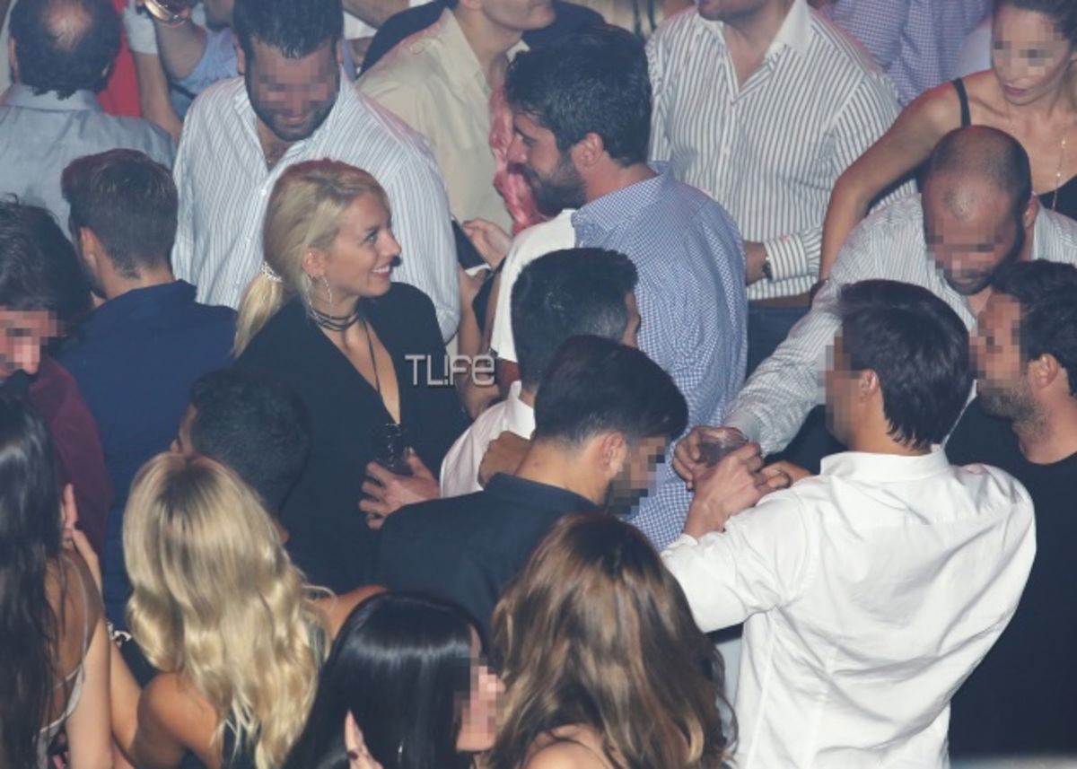 Κωνσταντίνα Σπυροπούλου – Γιώργος Κοτσοβός: Τρυφερές στιγμές σε βραδινή τους έξοδο!