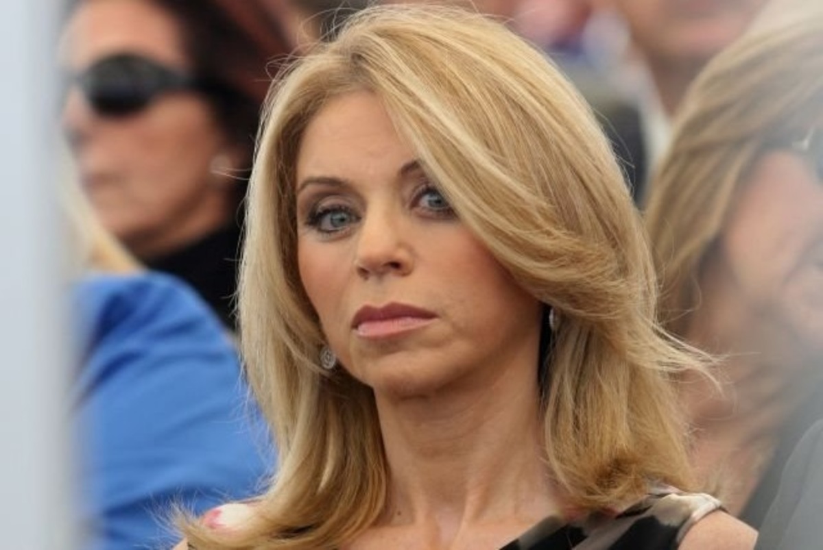 Ποια παρουσιάστρια κάλεσε η Έλλη Στάη να εργαστεί στην εκπομπή της;