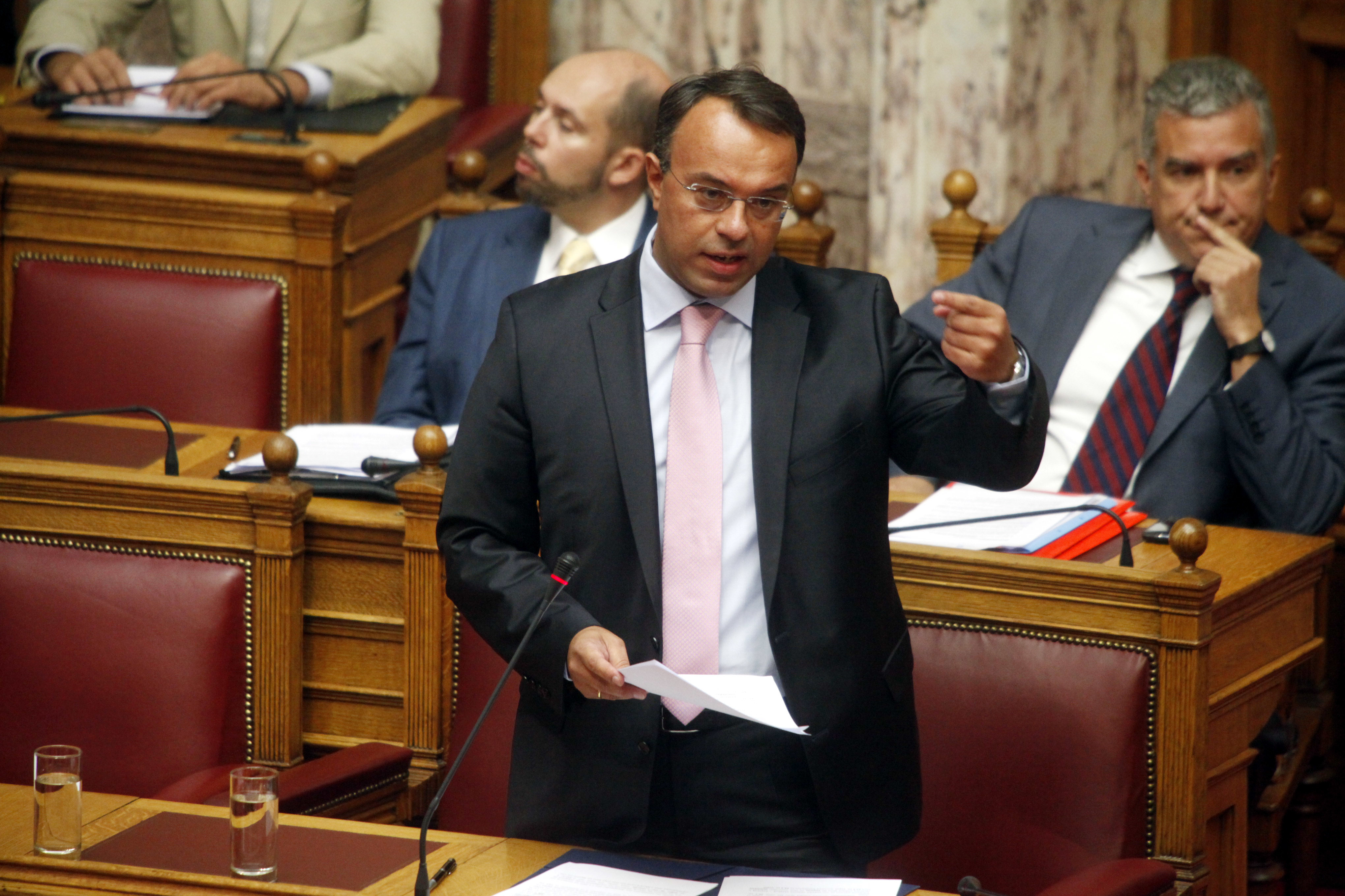 Το Δημόσιο ζητά πίσω από τις τράπεζες 500 εκ. ευρώ