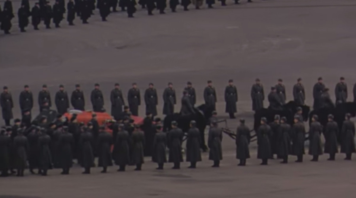 Βίντεο – ντοκουμέντο από την κηδεία του Στάλιν, 64 χρόνια μετά! [vid]