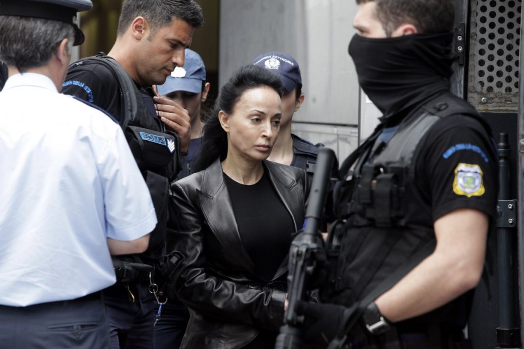 Η μαφία των φυλακών οργάνωσε την απόδραση της Βίκυς Σταμάτη; Το ασυνάρτητο σημείωμα που βρέθηκε στο δωμάτιό της: “Κρύβετε τον ήλιο μου, το παιδί μου”