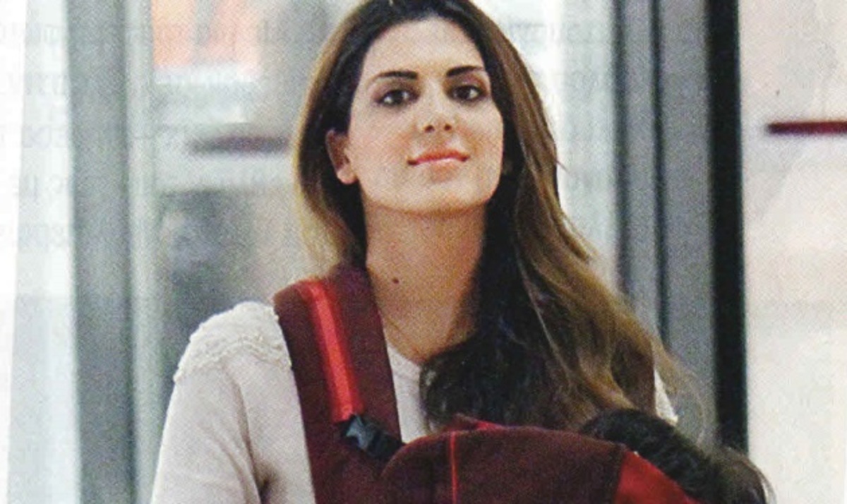 Δείτε τη Σταματίνα Τσιμτσιλή με τις κόρες της