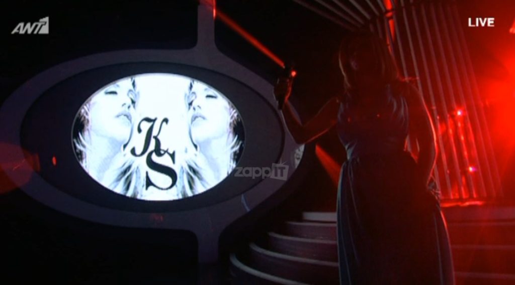 Your Face Sounds Familiar: Αγνώριστη η Κόνι Μεταξά ως Κατερίνα Στανίση!