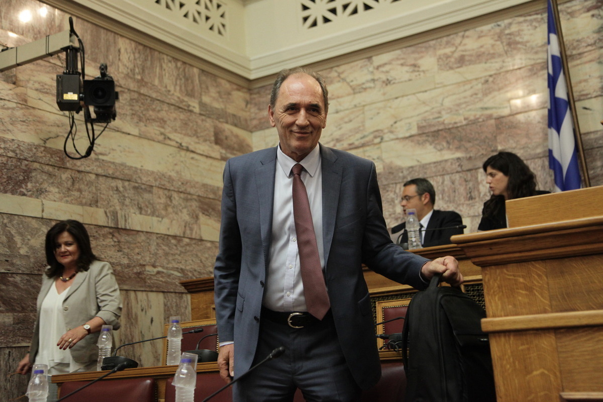 Σταθάκης: Πάνω από 15.000 θέσεις εργασίας με το νέο αναπτυξιακό νόμο!