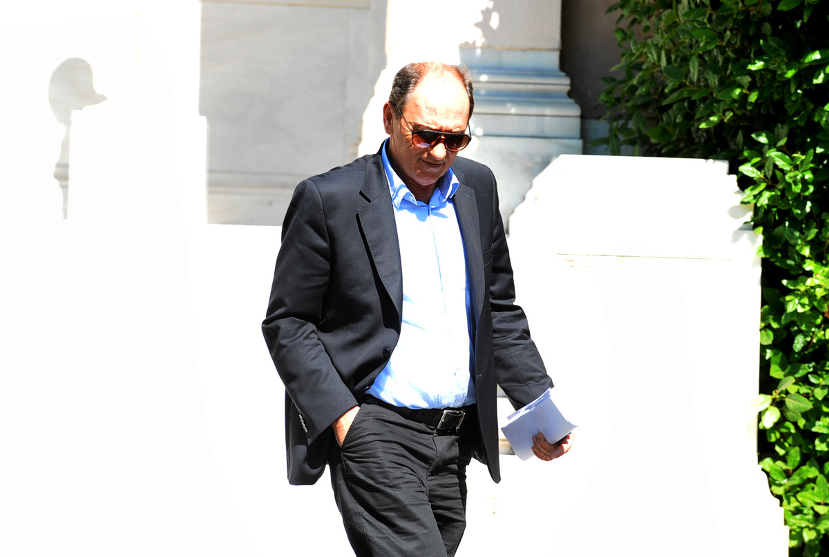 Ο Σταθάκης, ο Μανιάτης και τα… σουβλάκια (ΦΩΤΟ)