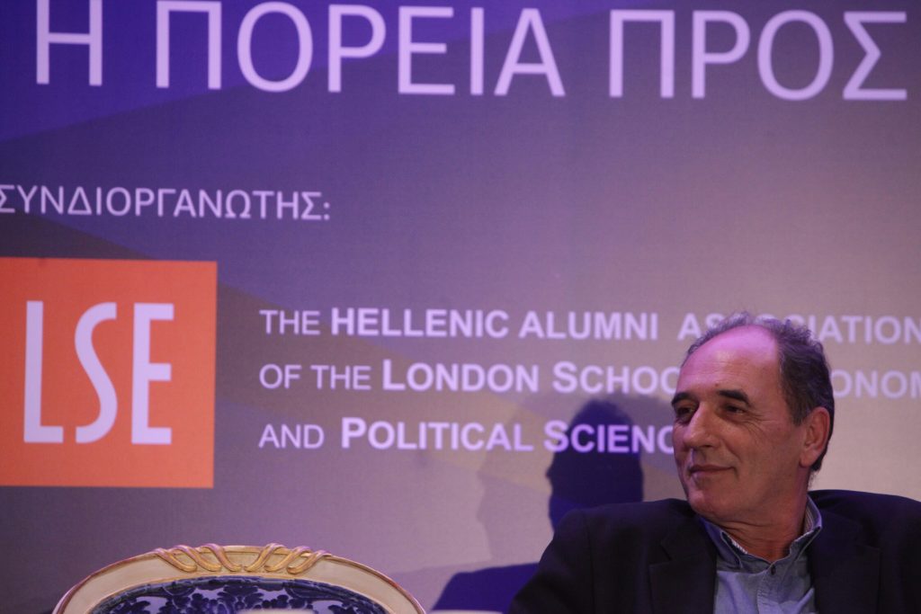 Κόντρα Σταθάκη – Άδωνι για τις επαφές ΣΥΡΙΖΑ στο Λονδίνο και στο twitter!