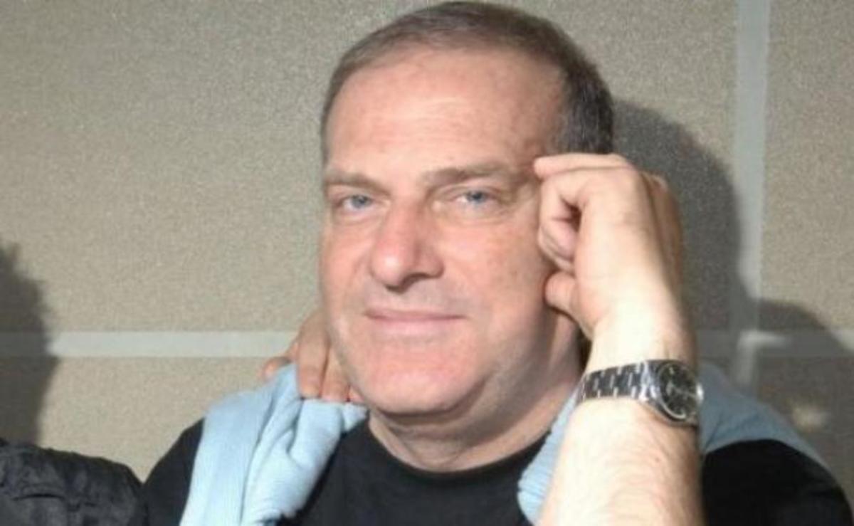 Περιπέτεια με εγκεφαλικό επεισόδιο για τον Στάθη Παπούλια- Τι λένε οι συνεργάτες και η κόρη του…