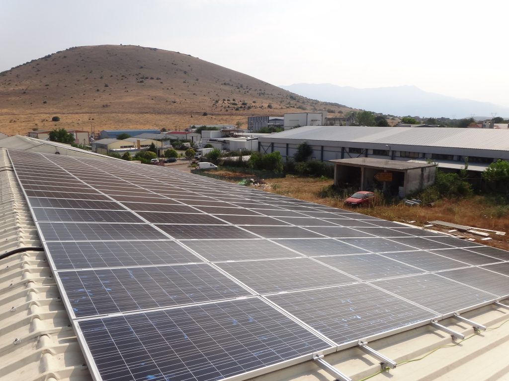 Στέγη της εταιρίας «Ηπειρωτική Κορνιζοποιεία»