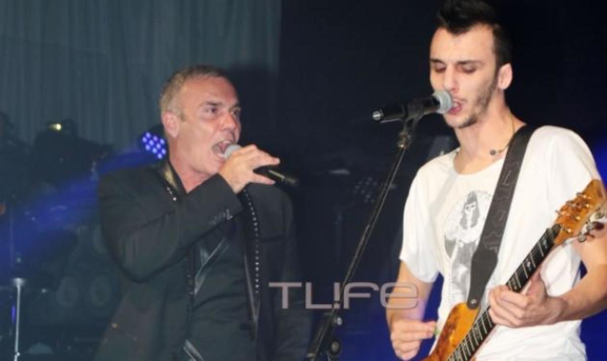 O Στέλιος Ρόκκος με τον μεγάλο γιο του Δημήτρη, στη σκηνή!