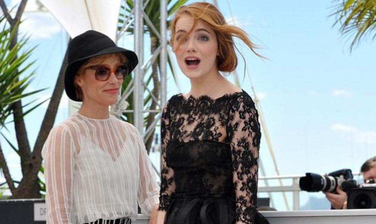 Δεν θα πιστεύετε τι έπαθε η Emma Stone στις Κάννες!